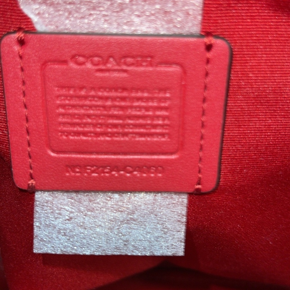 🤎Tote 27 With Horse And Carriage Dot Print - Picture 8 of 12